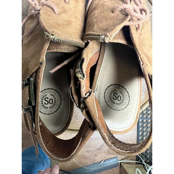 Cute Women's Brown Platform Shoes from SO Company Est. 2007 - Picture 4 of 6